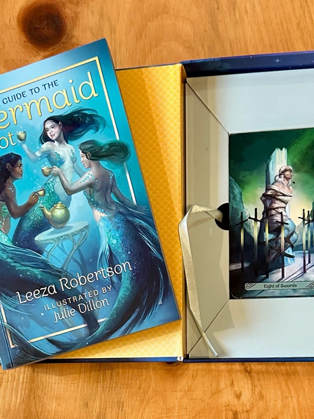 New Mermaid Tarot Card Book and Cards Gift Box - Picture 3 of 5